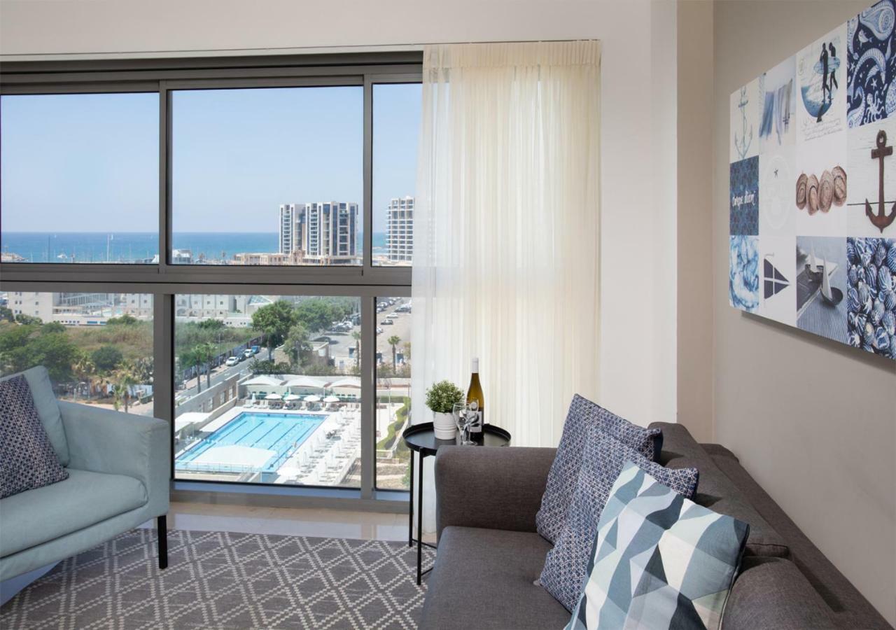 Aparthotel Okeanos On The Beach Herzliya Экстерьер фото